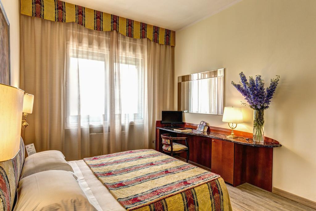 Hotel Romana Residence Mailand Exterior foto